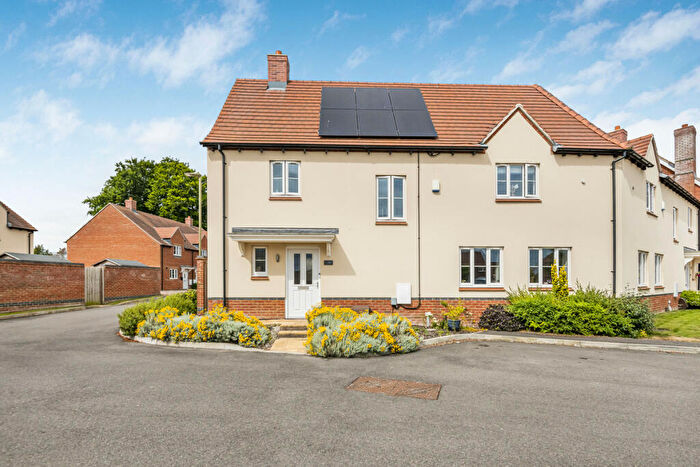 4 Bedroom Semi-Detached House For Sale In Ridgeway Close, East Hendred, OX12