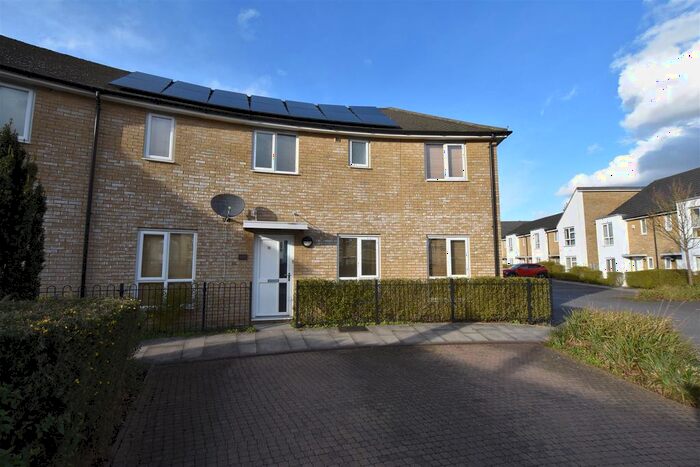 4 Bedroom Property To Rent In Evergreen Drive, West Drayton, UB7