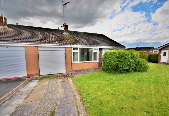 3 Bedroom Bungalow To Rent In Ffordd Cynan, Borras, LL12