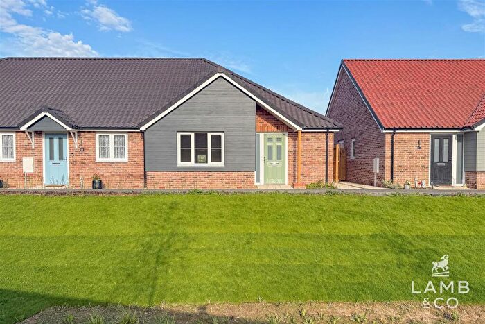 2 Bedroom Semi-Detached Bungalow For Sale In Plot, Park Gate Corner, Little Clacton, CO16