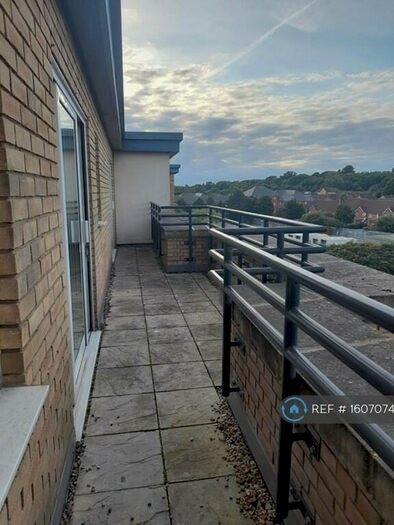 1 Bedroom Penthouse To Rent In Paveley Court, London, NW7