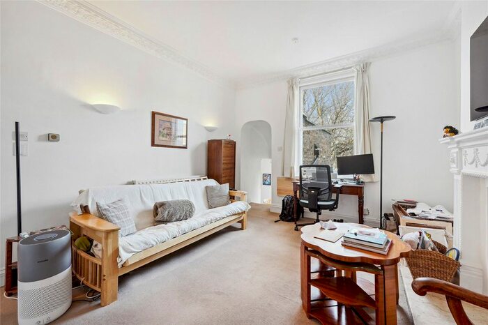 2 Bedroom Flat To Rent In Philbeach Gardens, Earls Court, London, SW5