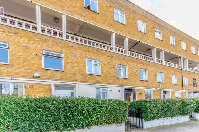 2 Bedroom Flat To Rent In Ricardo Street, London, E14
