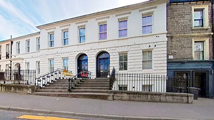 3 Bedroom Flat To Rent In King Street, City Centre, Dundee, DD1