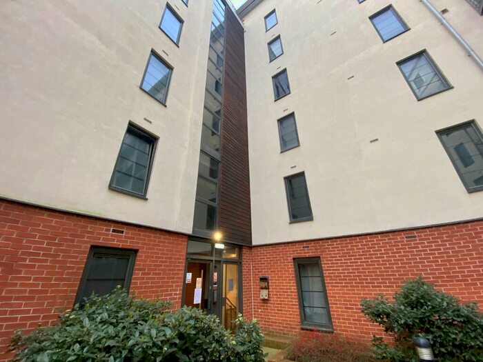 1 Bedroom House To Rent In Park West, Nottingham, NG7