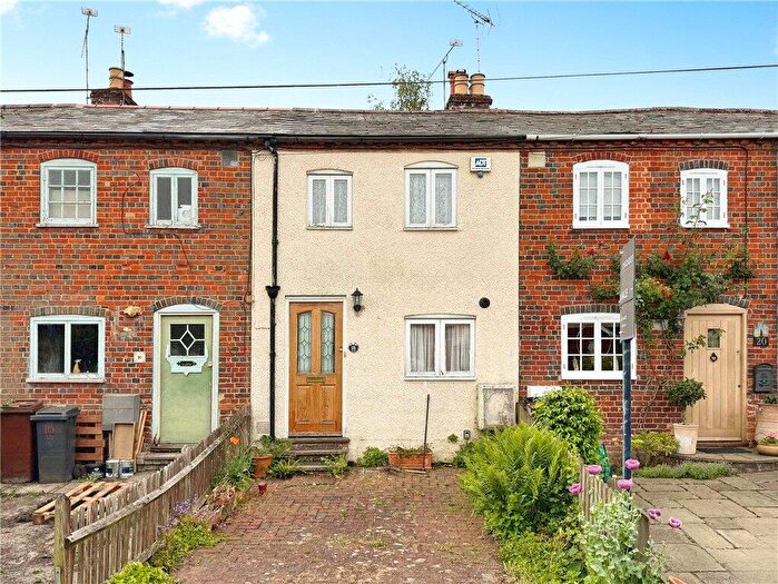 2 Bedroom Terraced House For Sale In Mill Lane, Romsey, Hampshire, SO51
