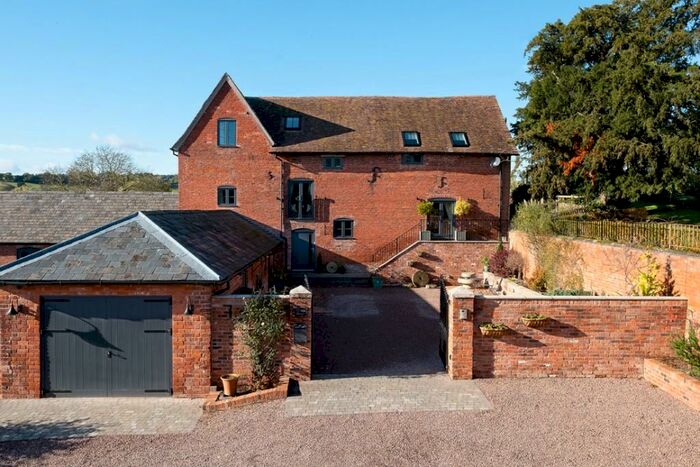 4 Bedroom Barn Conversion For Sale In Collington, Herefordshire, HR7