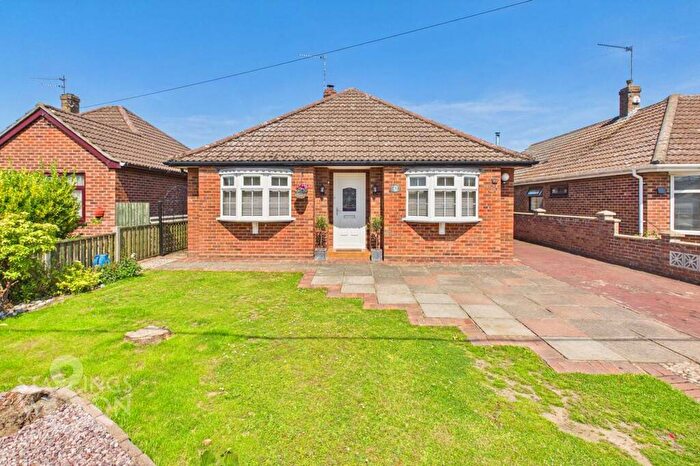 3 Bedroom Detached Bungalow For Sale In Vera Road, Rackheath, Norwich, NR13