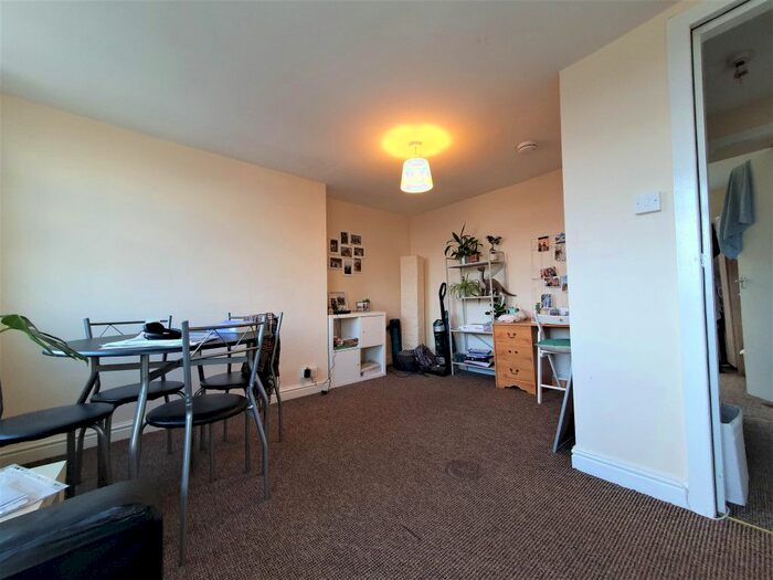 1 Bedroom Flat To Rent In Shield Street, Sandyford, Newcastle Upon Tyne NE2