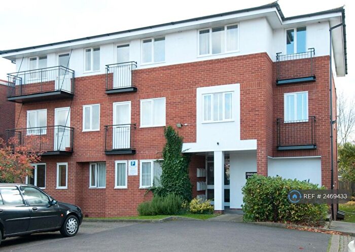 2 Bedroom Flat To Rent In Cedars House, Maidenhead, SL6
