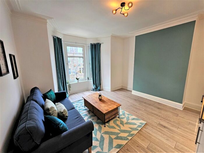 1 Bedroom Flat To Rent In Victoria Road, Torry, Aberdeen, AB11