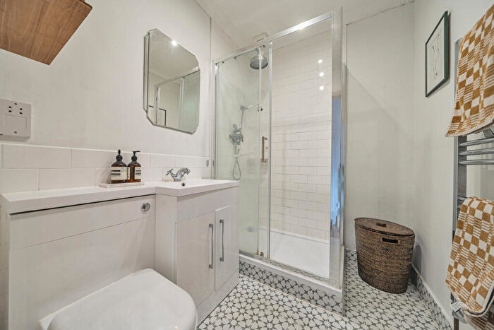 1 Bedroom Apartment For Sale In St. German's Road, London, SE23