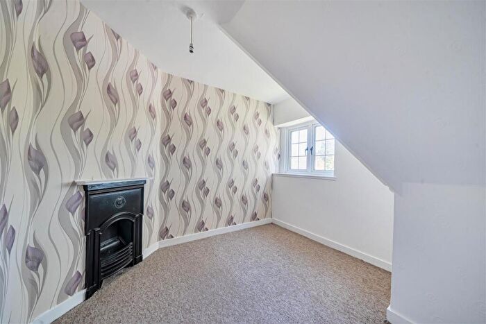 3 Bedroom End Of Terrace House For Sale In East Street, Corfe Castle, Wareham, BH20 - Photo 12