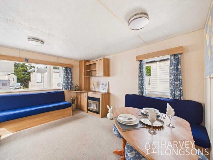 3 Bedroom Park Home For Sale In Suffolk Sands Holiday Park, IP11