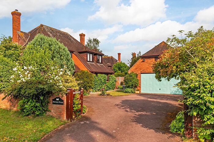 4 Bedroom Detached House For Sale In Drove Hill, Chilbolton, SO20