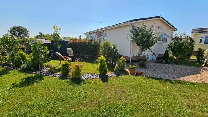 2 Bedroom Park Home Mobile Home For Sale In Moor Road, Middlezoy, Bridgwater, TA7