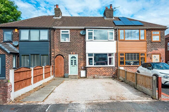 3 Bedroom Terraced House For Sale In West End Avenue, Coppull, PR7