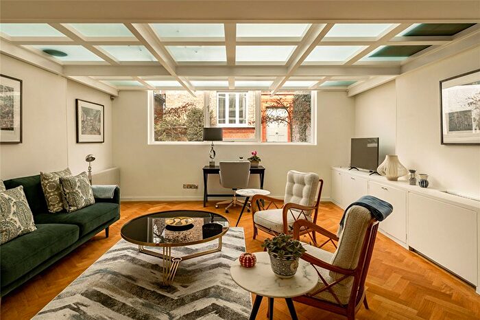 2 Bedroom Detached House To Rent In Stratford Studios, Stratford Road, Kensington, W8