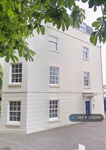 2 Bedroom Flat To Rent In Mizzen Road, Plymouth, PL1