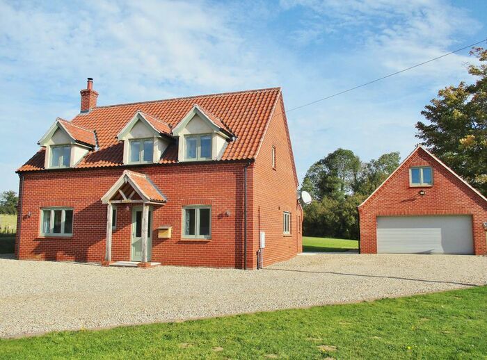 4 Bedroom Property To Rent In Ketts Lane, Swannington, Norfolk, NR9