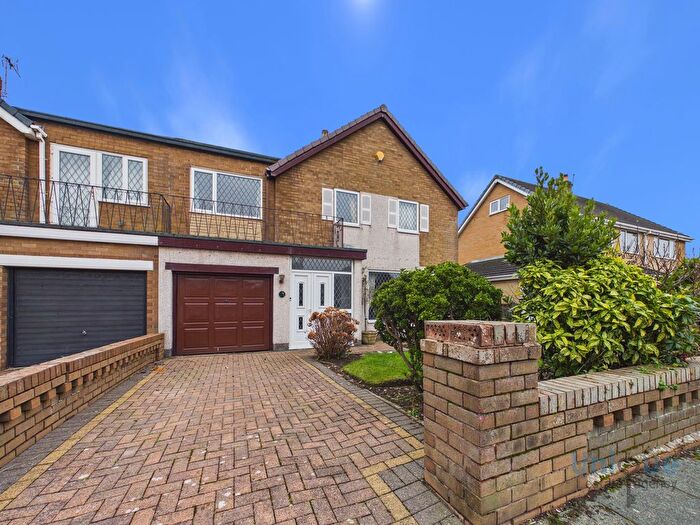 4 Bedroom Semi Detached House For Sale In Waddington Road, Lytham St. Annes, FY8