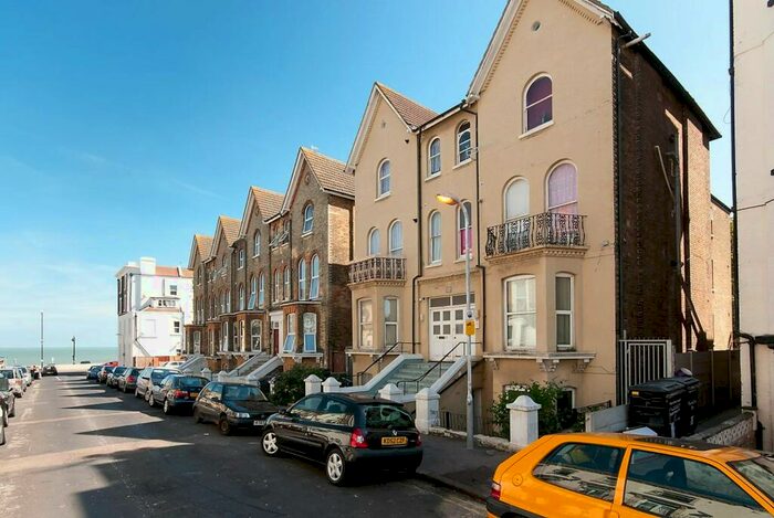 3 Bedroom Flat To Rent In Athelstan Road, Margate, CT9