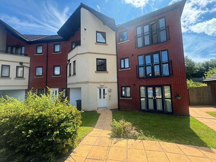 1 Bedroom Flat To Rent In Aldeney Close, Dudley, DY1