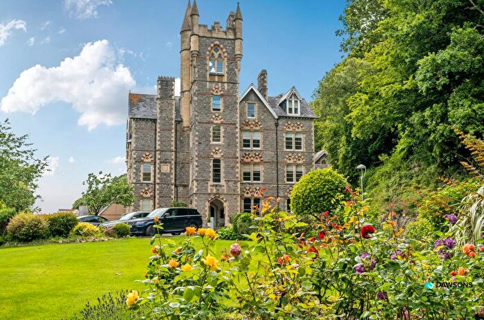 2 Bedroom Flat For Sale In Langland Bay Road, Langland, Swansea, SA3