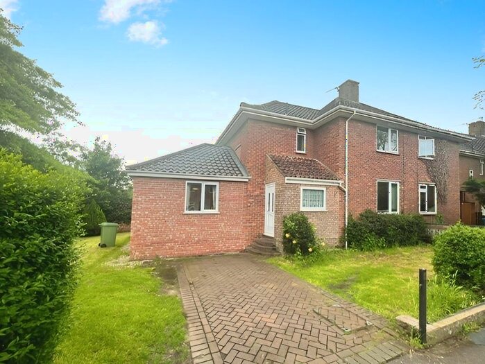 5 Bedroom Semi-Detached House To Rent In Ruskin Road, Norwich, Norfolk, NR4