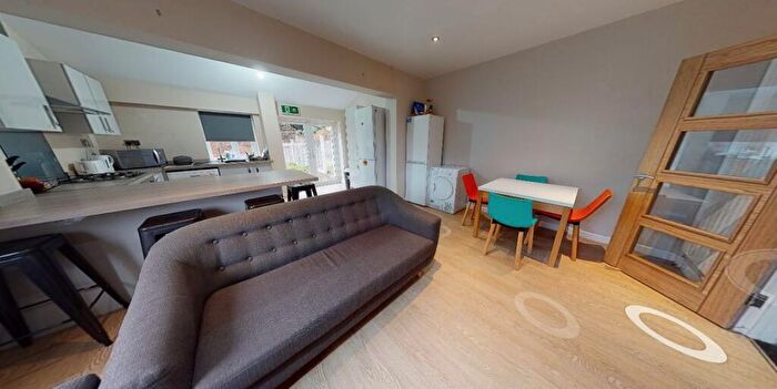 1 Bedroom House To Rent In Claude Street, Dunkirk, Nottingham, NG7