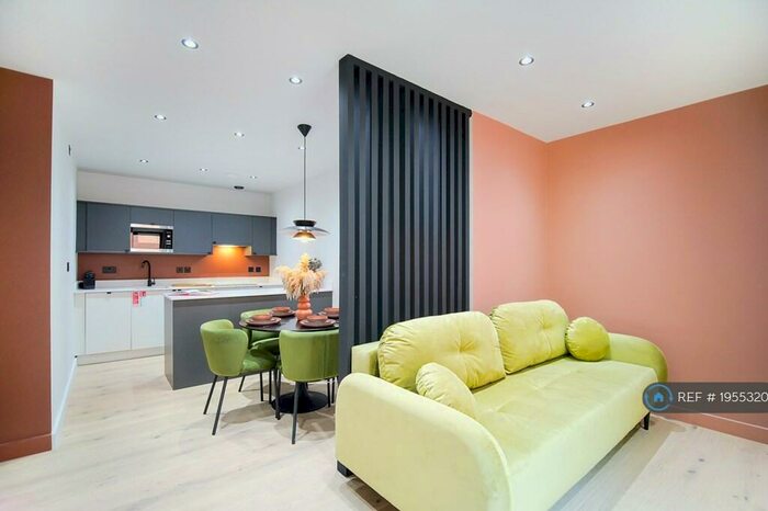 2 Bedroom Flat To Rent In High Street, Manchester, M4