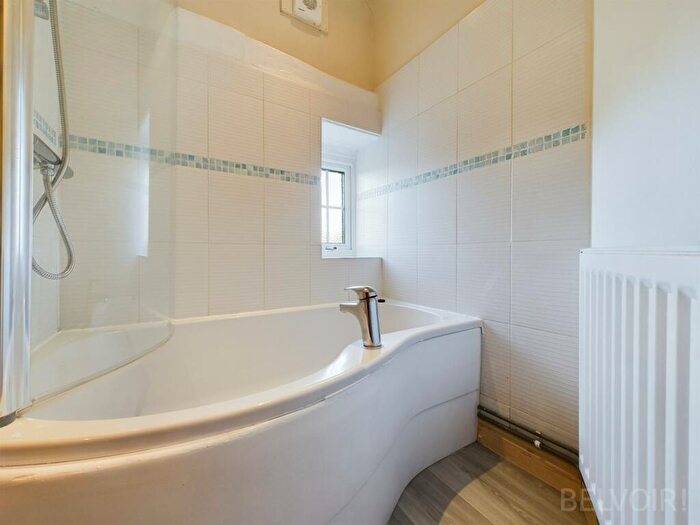 4 Bedroom Semi-Detached House To Rent In Threxton House, Threxton, IP25