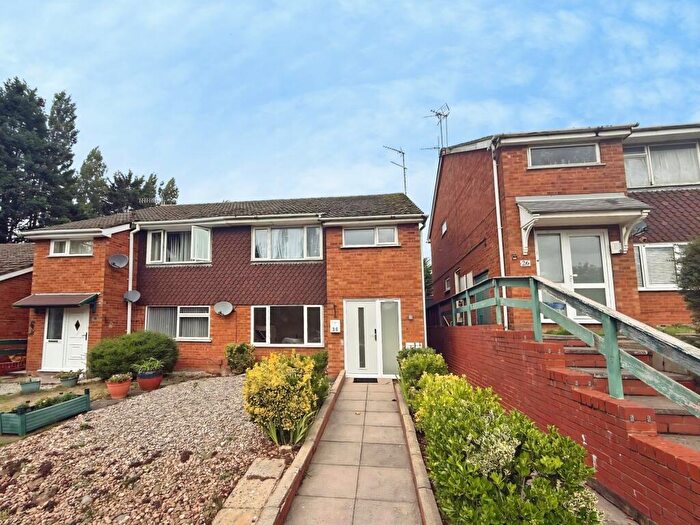 1 Bedroom Apartment To Rent In Falcon Close, Kidderminster, DY10