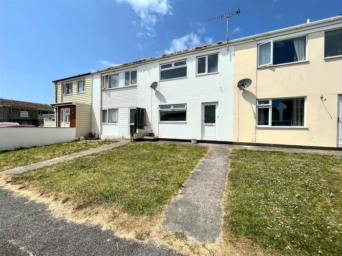 3 Bedroom Detached House To Rent In Pendragon Crescent, Newquay, TR7
