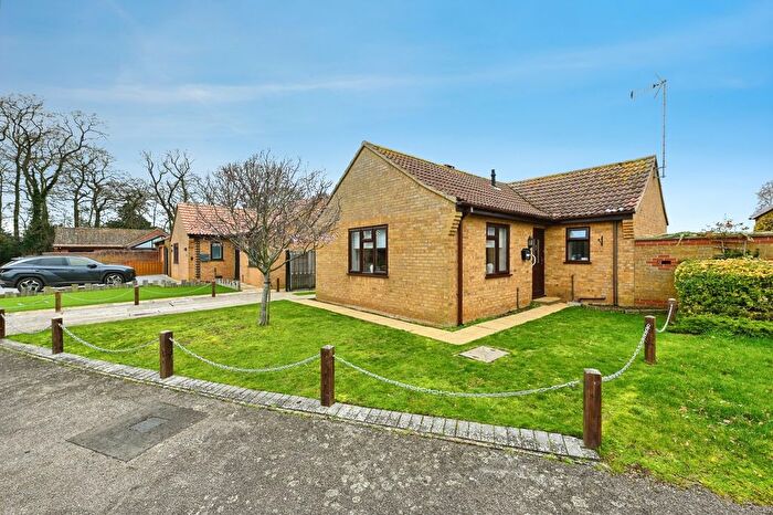 2 Bedroom Bungalow For Sale In Gymkhana Way, Heacham, King's Lynn, Norfolk, PE31