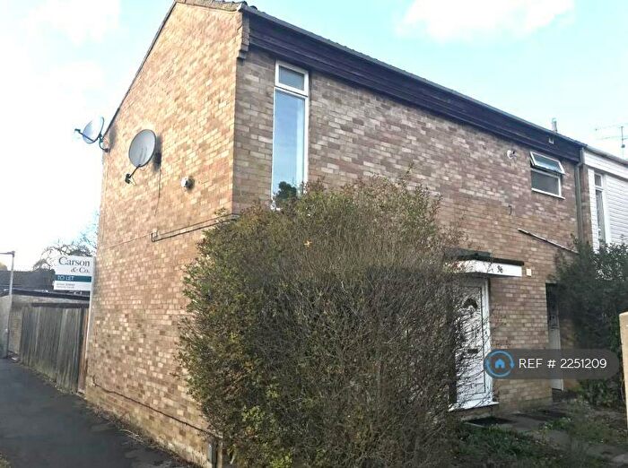 3 Bedroom End Of Terrace House To Rent In Naseby, Bracknell, RG12