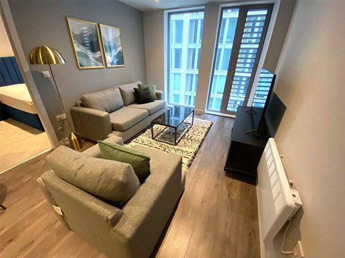 1 Bedroom Flat To Rent In Greengate, Salford, M3