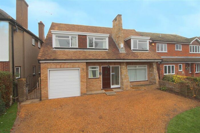 3 Bedroom Detached House To Rent In Beaumont Avenue, St Albans, Hertforshire, AL1