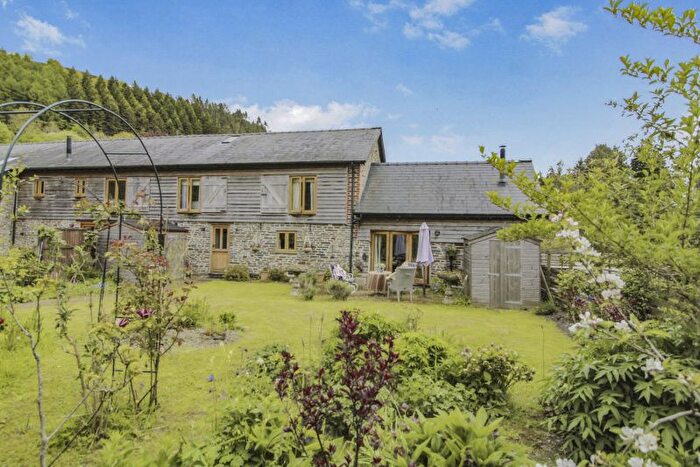 3 Bedroom Barn Conversion For Sale In Court House Barns, Cascob, Presteigne, LD8
