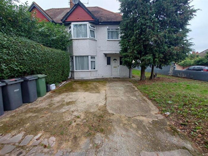 Studio To Rent In Ensuite Double Room, Whitchurch Lane, Edgware, Greater London, HA8