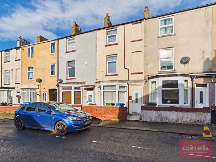 3 Bedroom Terraced House To Rent In James Street, Scarborough, YO12
