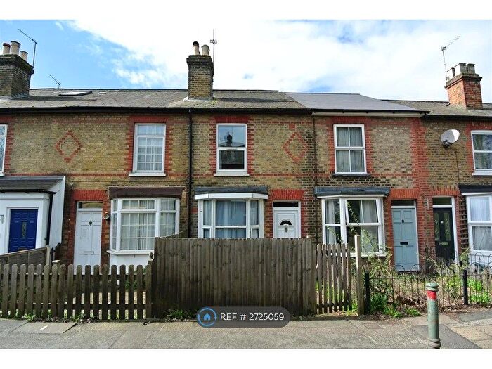 4 Bedroom Terraced House To Rent In St. Judes Road, Englefield Green, Egham, TW20