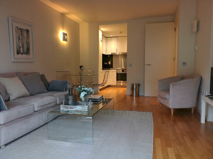 1 Bedroom Flat To Rent In New Providence Wharf, Fairmont Avenue, London, E14