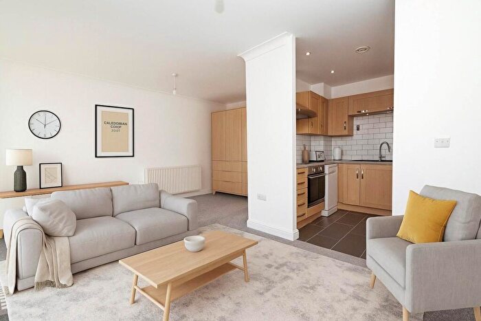 2 Bedroom Apartment For Sale In Tannery Way North, Canterbury, CT1