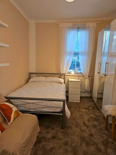 1 Bedroom House Of Multiple Occupation To Rent In Berriman Road, London, N7