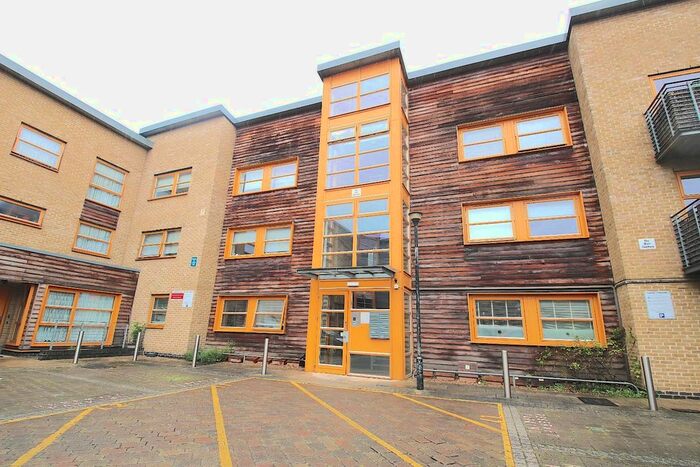 3 Bedroom Property To Rent In Denmark Place, London, E3