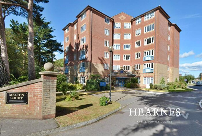 2 Bedroom Apartment For Sale In Lindsay Road, Poole, BH13