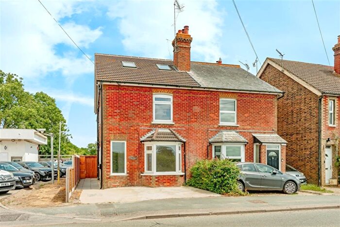 5 Bedroom Semi-Detached House To Rent In Eastbourne Road, Blindley Heath, Lingfield, RH7