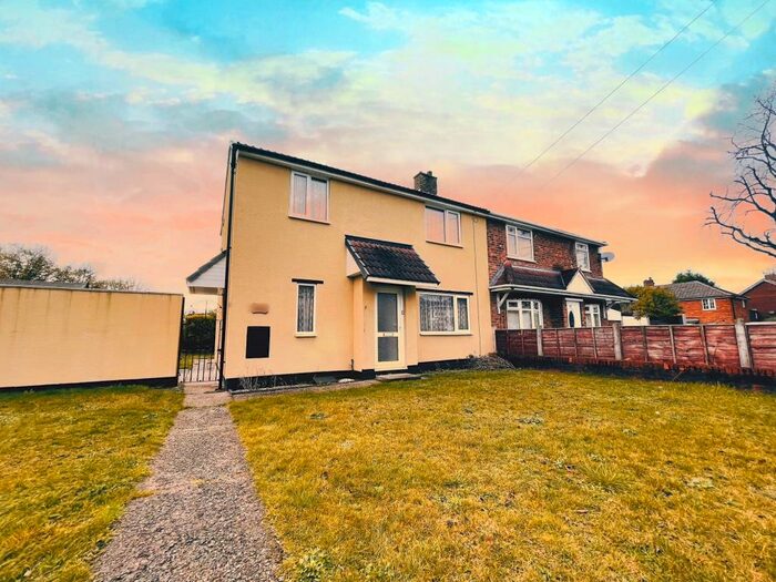 3 Bedroom House To Rent In Campville Crescent, West Bromwich, B71