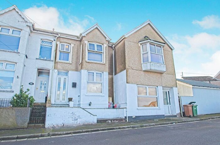 6 Bedroom Semi-Detached House For Sale In Glyn Terrace, Fochriw, Bargoed, CF81